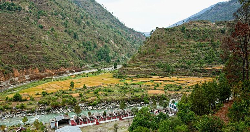 Yamunotri River Banks Resort Barkot